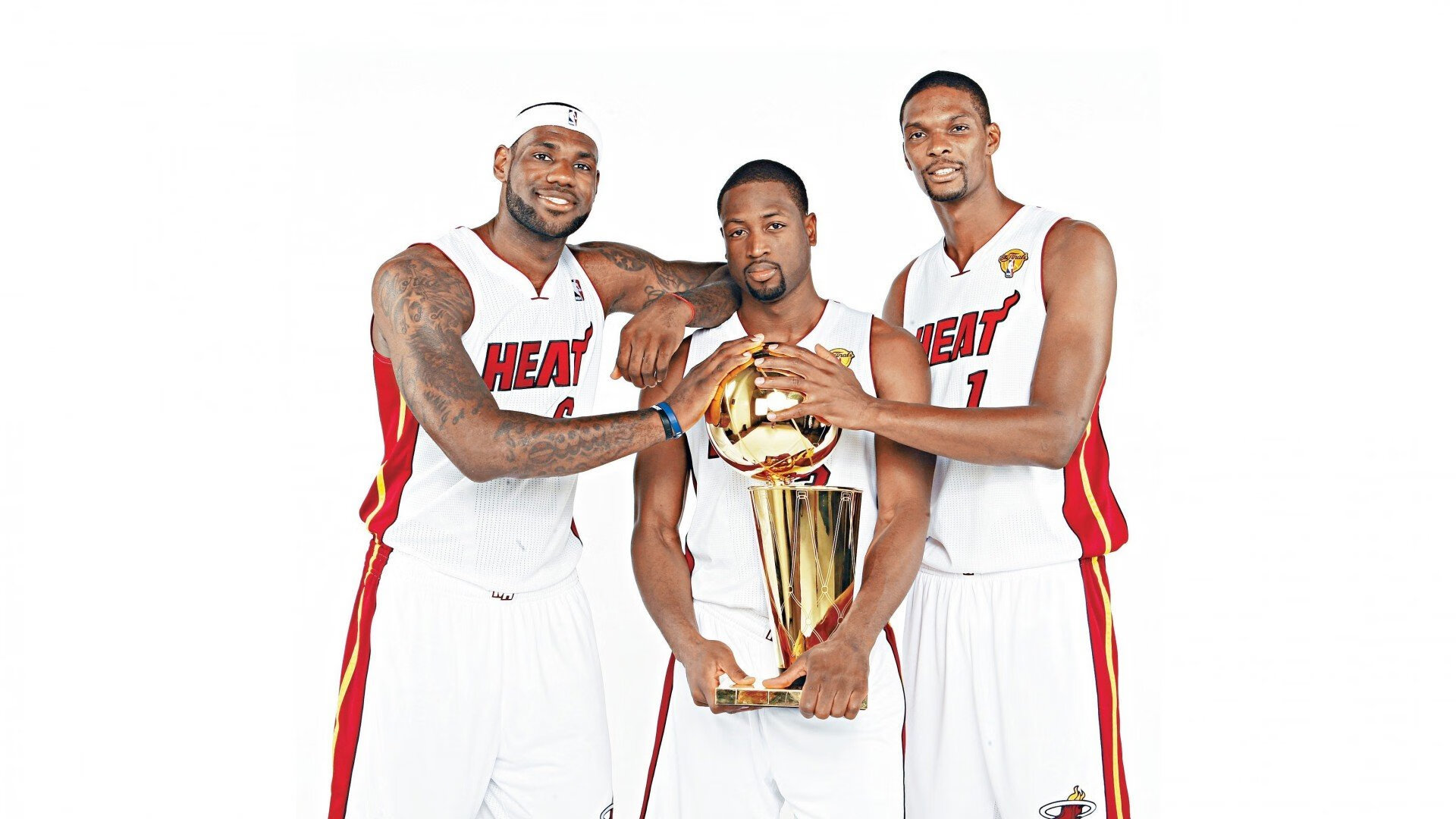 乔纳·隆戈的硬实力与无畏精神，塑造了全黑队的传奇，乔纳豪尔金个人资料