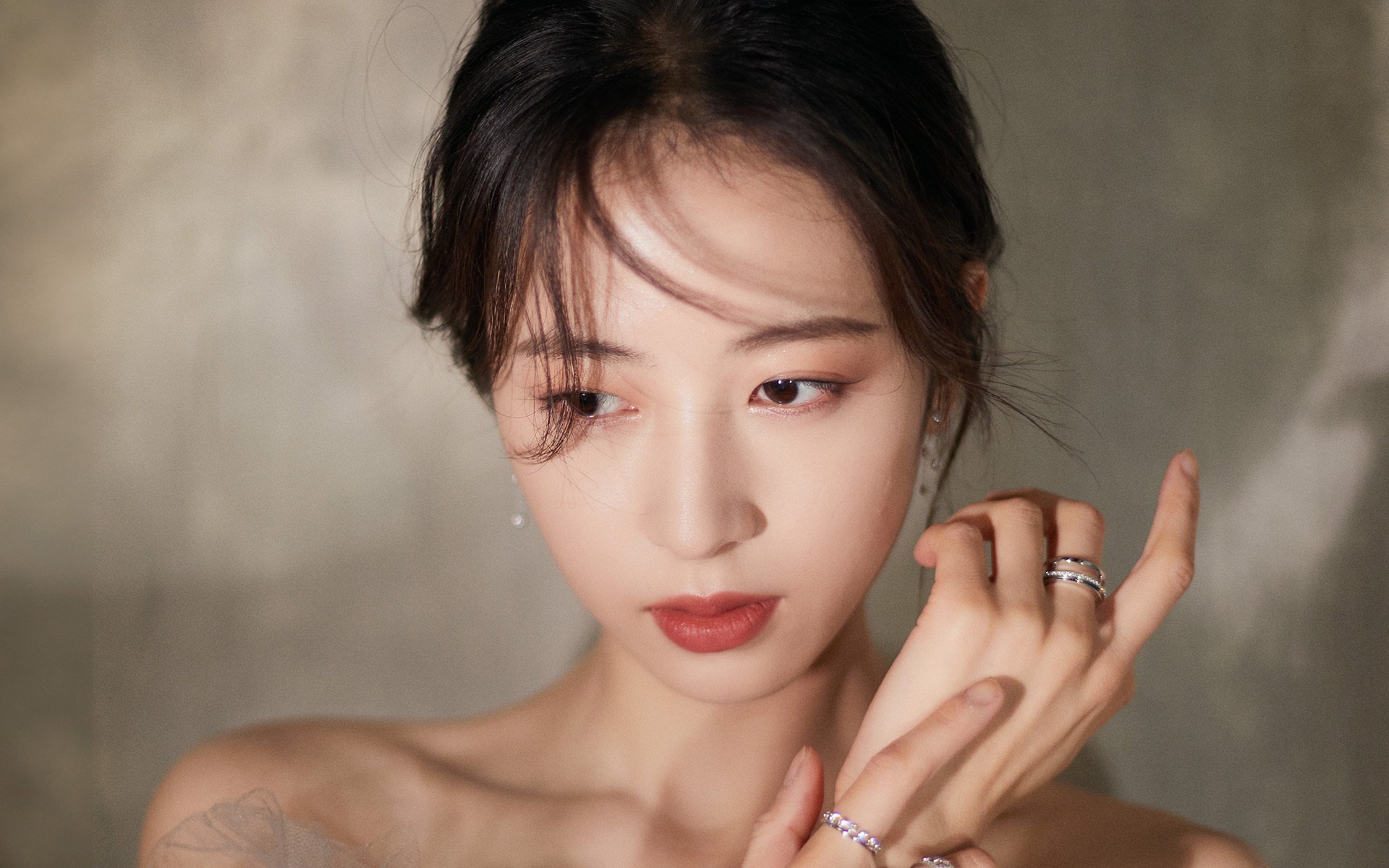 九游娱乐-【比赛战报】顶级运动员在大赛中的攻守策略一览，运动员的四大比赛能力