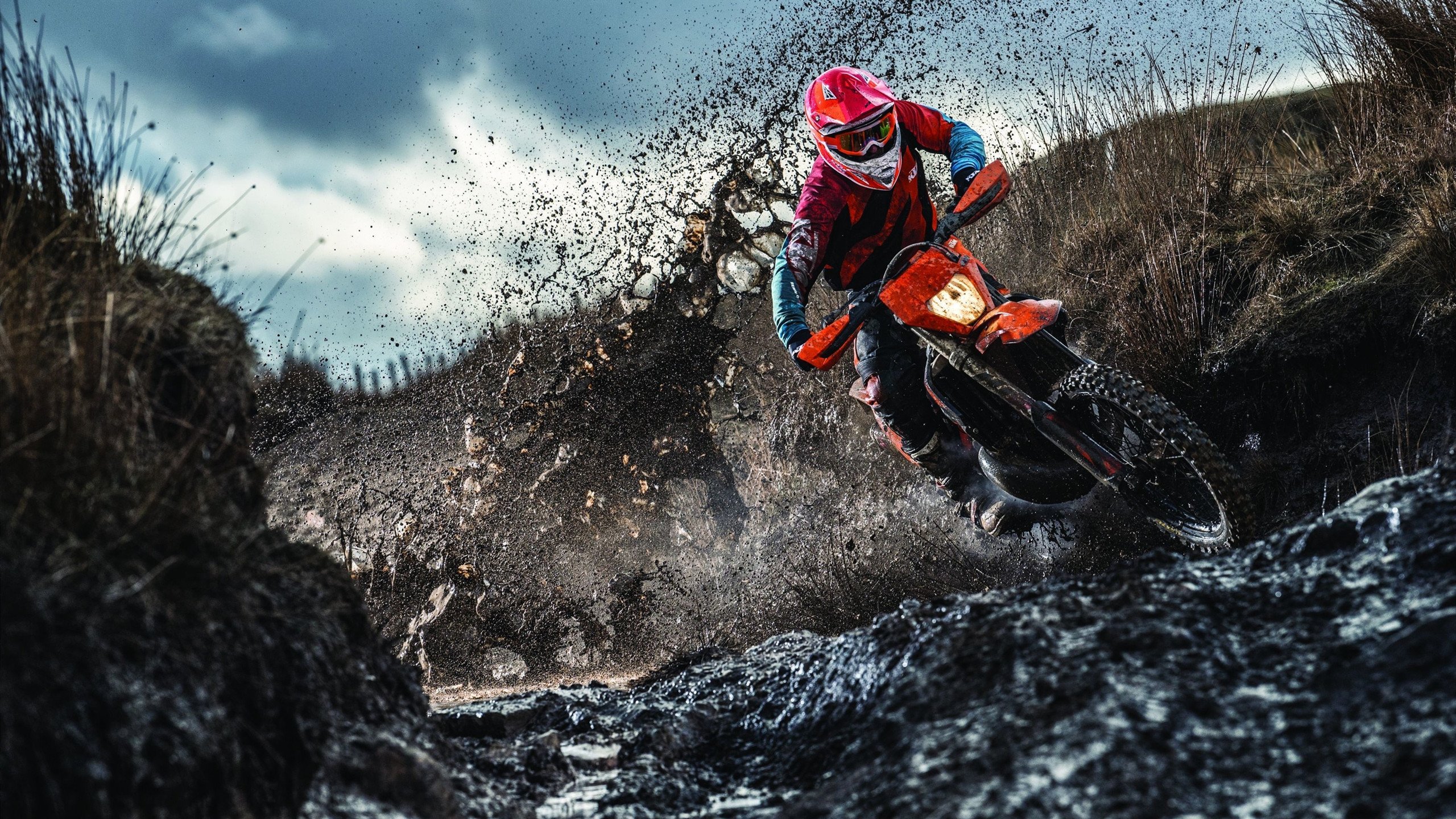 巴特尔的高效防守反击为袋鼠队创造了多次反击机会,巴特尔会扣篮吗