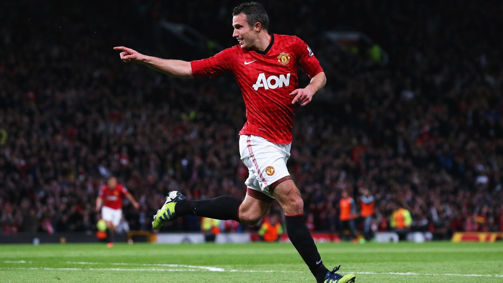 九游网-法国年轻天才崭露锋芒，成为球队中坚力量